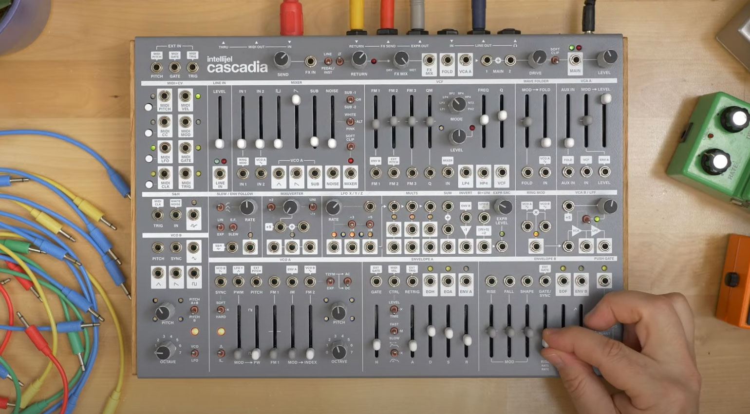 Intellijel Cascadia semi-modular and fully intense space synth